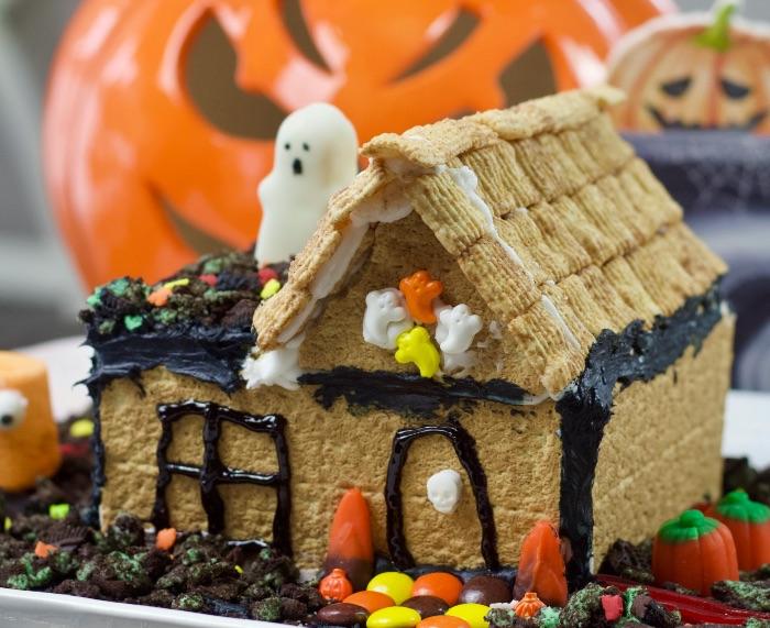 edible house made of graham crackers and candy corn